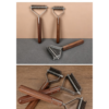 5 Pet de-shedding comb